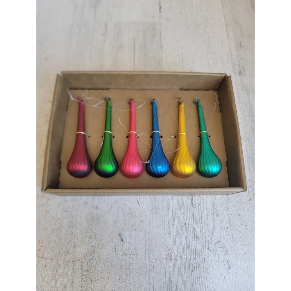 Crate & barrel rainbow glass teardrop glass ornament Xmas set unique decor